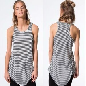 Frank & Eileen Tee Lab Relaxed Asymmetric Tank